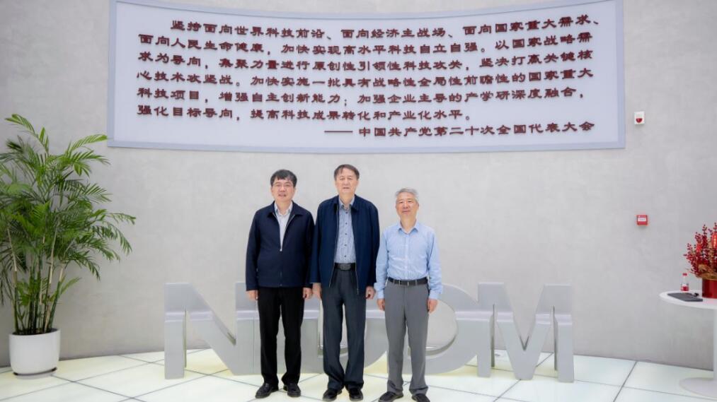 �Ї��ƌW(xu��)Ժ��ݶԺʿ��������ͨ��W(xu��)÷ѩ�ɽ��ڵ��L(f��ng)���Kʡ���ֻ��O